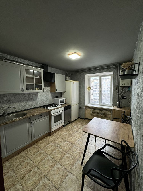 Здається в оренуду 3 кімнатна квартира вул РУСЬКА Чернівці - зображення 1