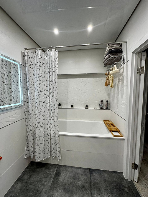 Квартира з ремонтом! Центральний парк! Терміново, торг! Ірпінь - зображення 2