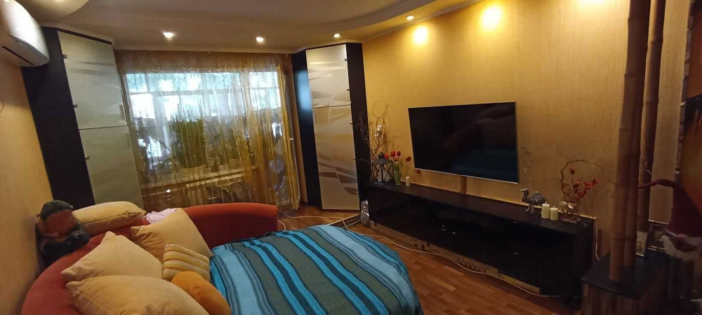 D 3SПродам 2ух комнатную квартиру 615мкрн. По улГвардейцев широнинцев. Харків - зображення 3