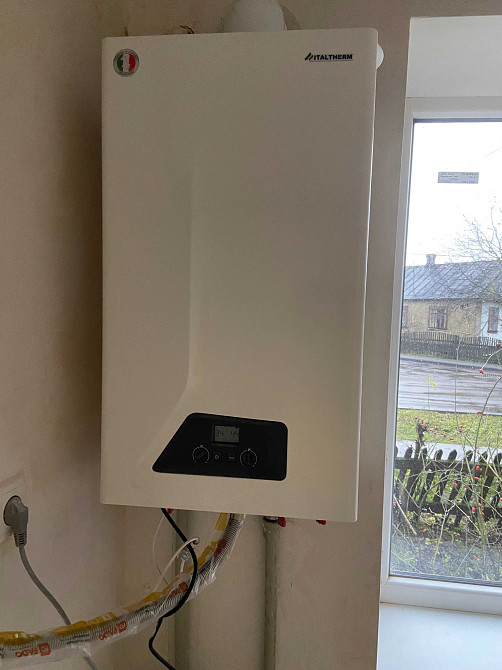 Продається двокімнатна квартира в 40км від Луцька Олика - зображення 3