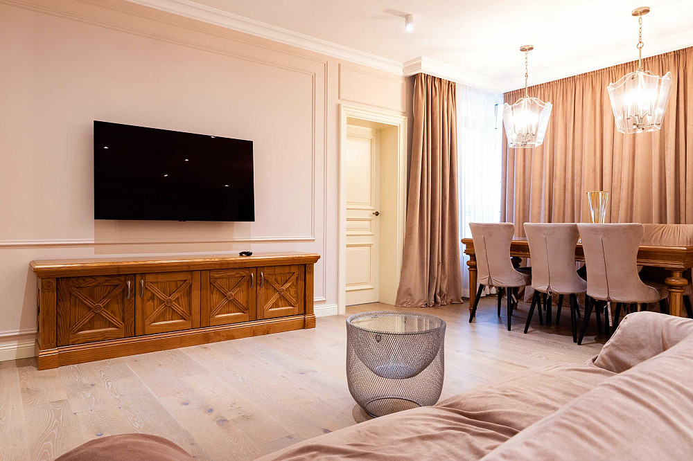 Продаж розкішної 3-к квартири з терасою та ремонтом вул.Під Голоском. Львів - зображення 7