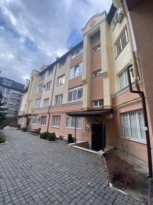 Центр Бучі! Простора квартира на мансарді (5 поверх) Буча - изображение 3