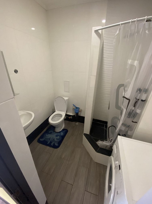 Центр Бучі! Простора квартира на мансарді (5 поверх) Буча - изображение 4