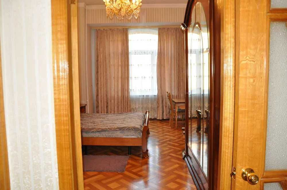 Аренда 3к квартиры ул. Артема 40 м. Лукьяновская/Центр Киев - изображение 3