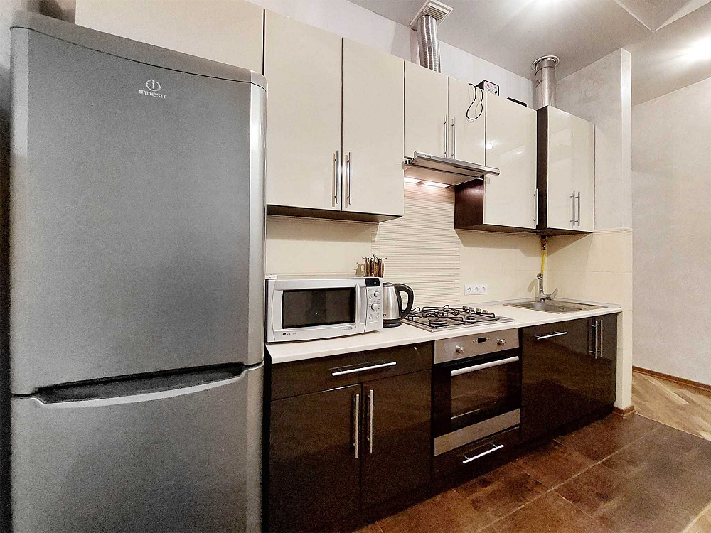 Оренда 3кв. Центр вул. Ф. Листа, ремонт, 90м Львів - зображення 3