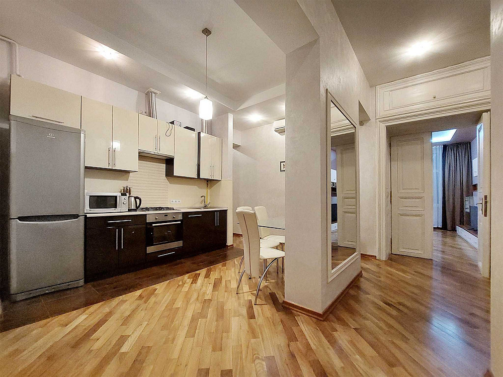 Оренда 3кв. Центр вул. Ф. Листа, ремонт, 90м Львів - зображення 1