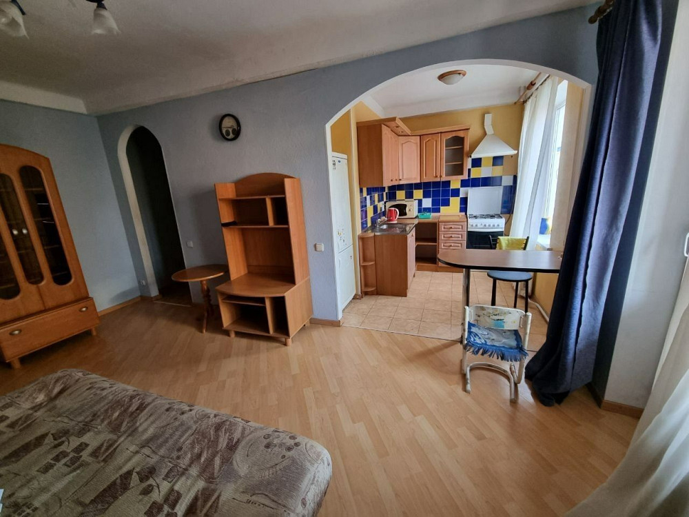 Печерськ 2 окремі 7 хв до метро Звіринецька Бойчука 13 вулиця Київ - зображення 1