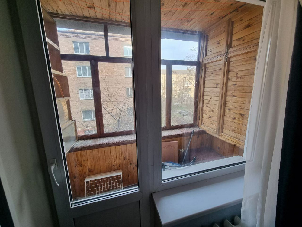 Печерськ 2 окремі 7 хв до метро Звіринецька Бойчука 13 вулиця Київ - зображення 4