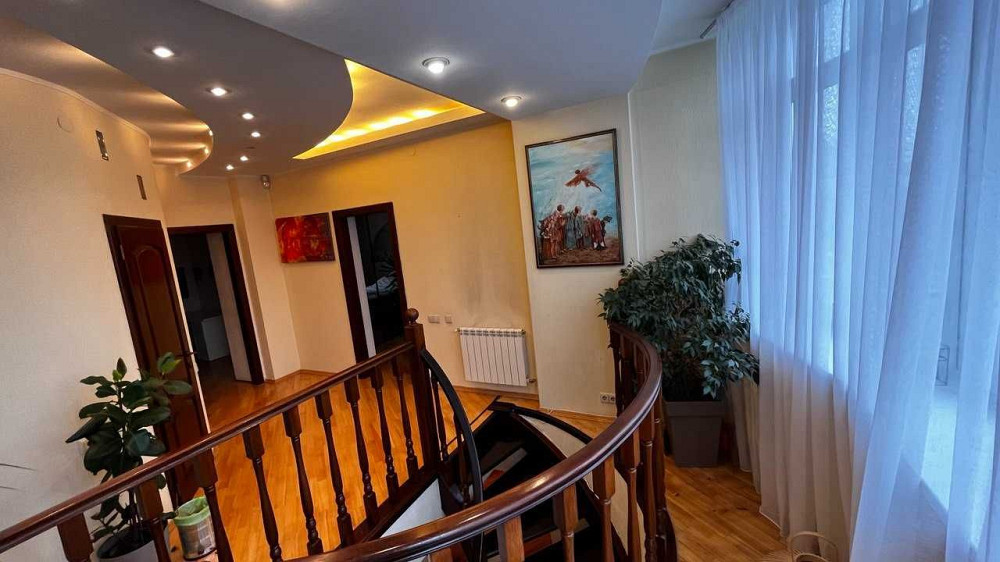 Оренда двоповерхової квартири біля метро "Палац Україна" Киев - изображение 6