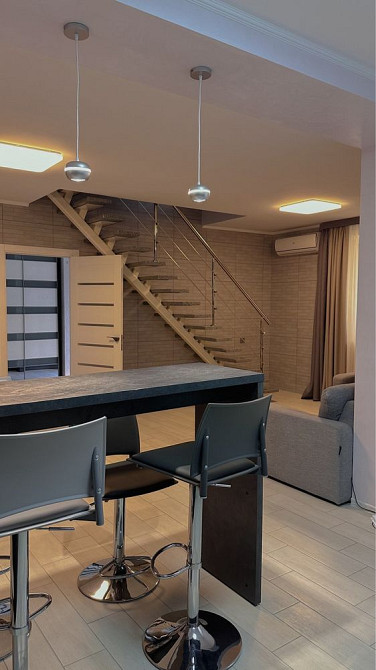 Оренда двохрівневої квартири в чудовому районі міста Рівне Рівне - зображення 2