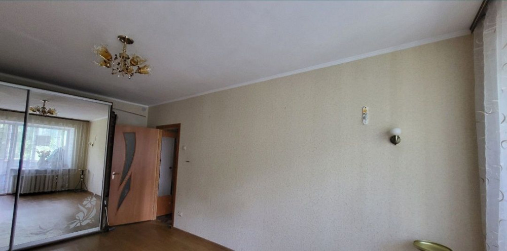 Продаю 1 кім квартира площа Перемоги 4/5, цегла, ремонт  31/17/6 Миколаїв - зображення 4