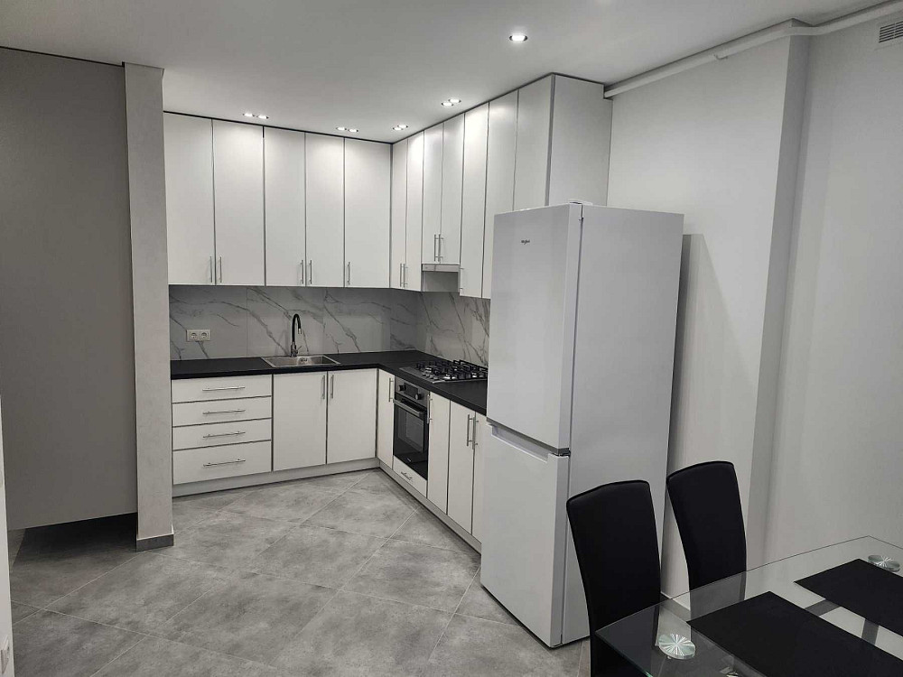 Перша оренда новенької квартири в новобудові Ровно - изображение 3