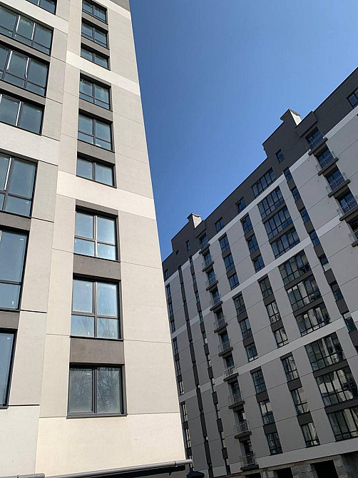 Продаж трикімнатної квартири в готовому будинку Івано-Франківськ - зображення 1