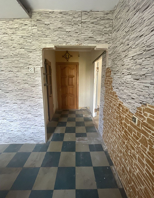 Продам чудову  1 кімнатну квартиру  на  Партизанській/Вокзальна Біла Церква - зображення 2