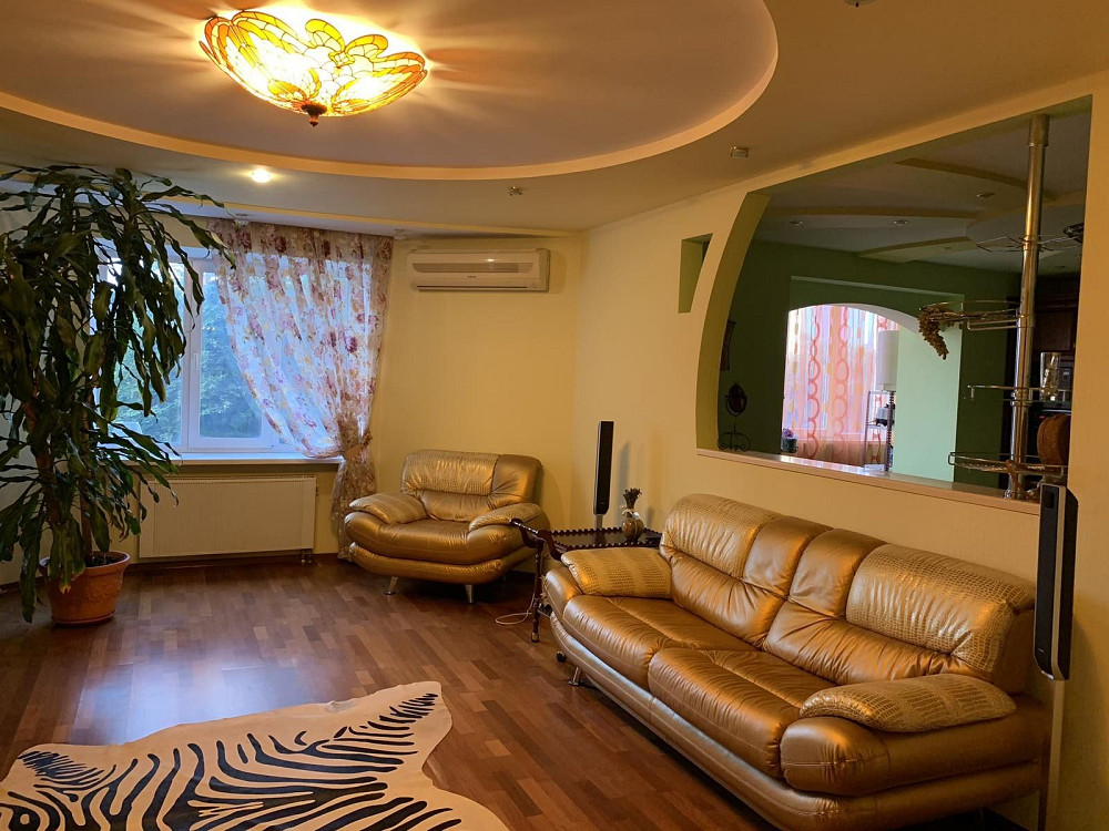 Аренда 3-к Симона Петлюри 211 Бровары - изображение 1