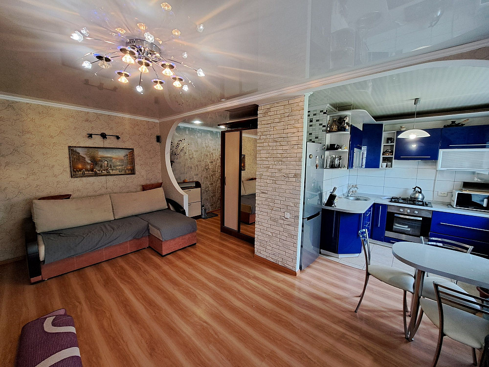 Аренда Евро 3 ком.кв. ул.Героев Украины 25 Краматорск - изображение 1