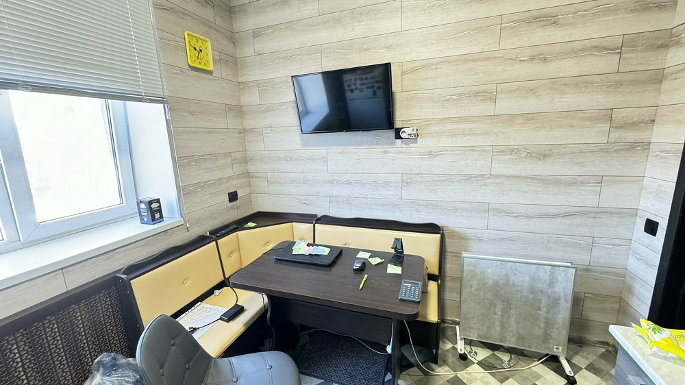 Продам 1 кімнатну квартиру на вулиці Кам'янській 38 Дніпро - зображення 2