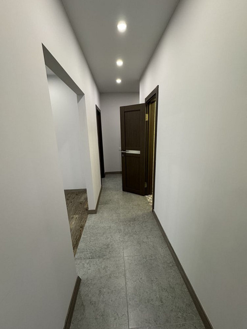 Трикімнатна квартира з євроремонтом біля набережної! Є балкон Ирпень - изображение 5