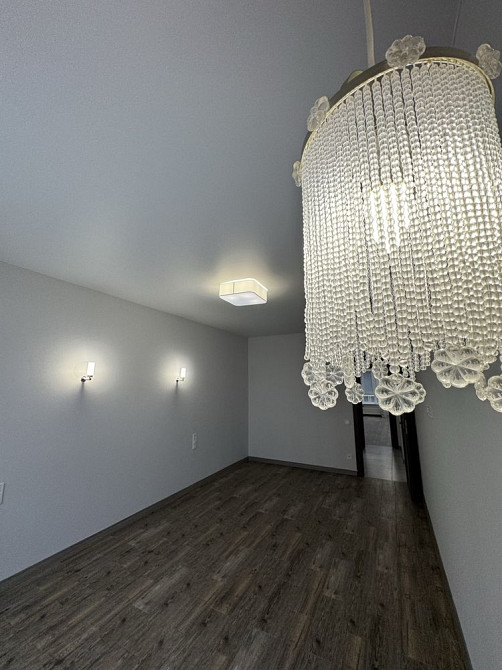 Трикімнатна квартира з євроремонтом біля набережної! Є балкон Ирпень - изображение 3