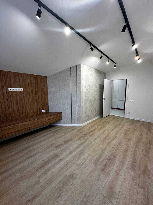 Центр, 2х кімн., стильний ремонт, меблі, Бандери Ивано-Франковск - изображение 1