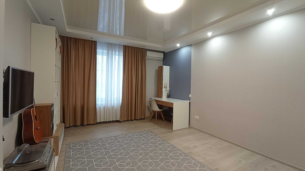 Ціну знижено! Гарна та затишна 1 к. квартира в ЖК Петрівський квартал Софіївська Борщагівка - зображення 5