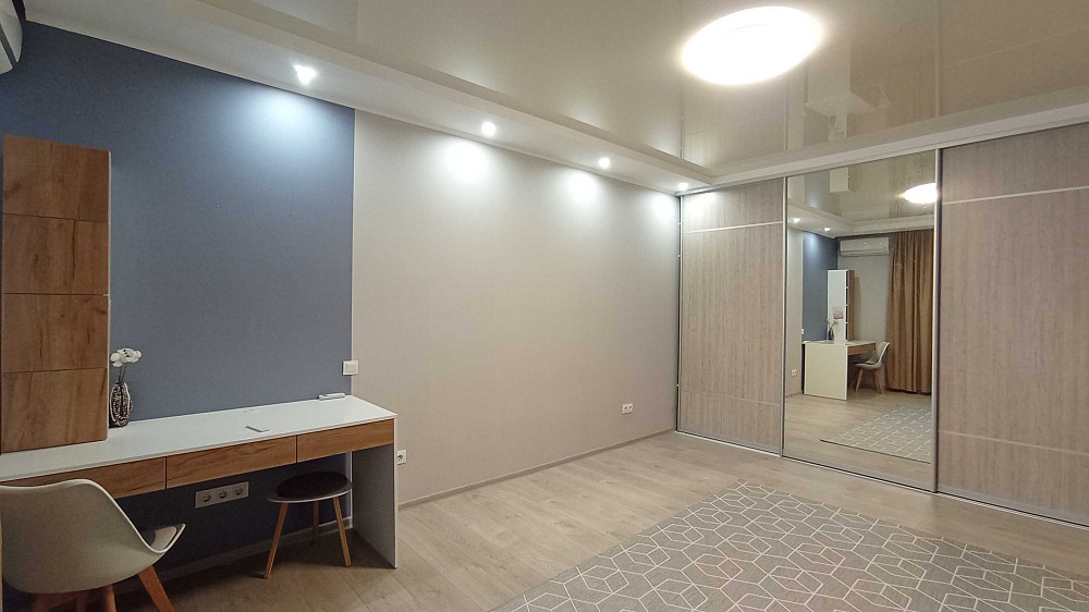 Ціну знижено! Гарна та затишна 1 к. квартира в ЖК Петрівський квартал Софіївська Борщагівка - зображення 7