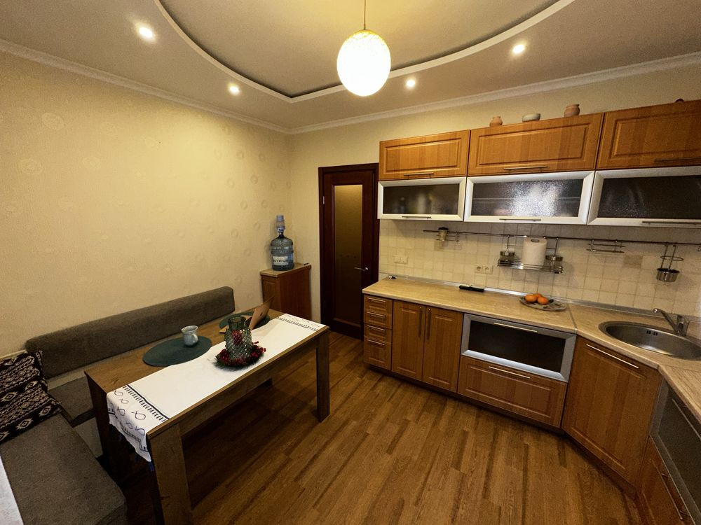 Оренда 2 к квартири Позняки Київ - зображення 1