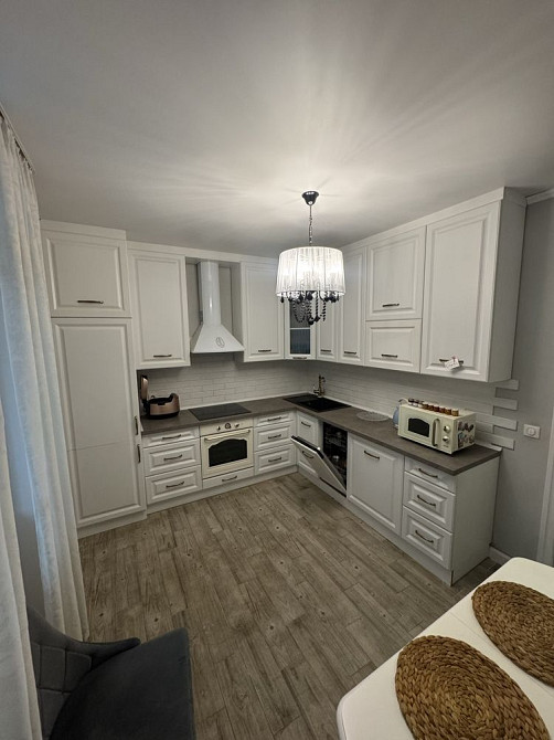 Квартира 2-к метро Бориспільська Київ - зображення 1