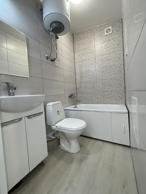 БЕЗ КОМІСІЇ Здається 2-ох кімнатна кв ЦЕНТР Ивано-Франковск - изображение 2