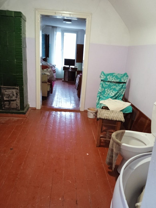 Нерухомість продам 2км мансарду на 2 пов рн Бережанська 2км кухня газ Чернівці - зображення 3