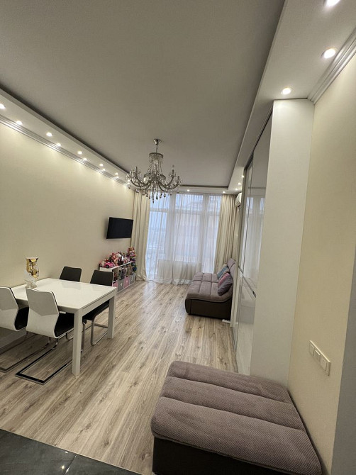 Від власника! продаж 2к студія пр. Володимира Івасюка 6а Киев - изображение 1