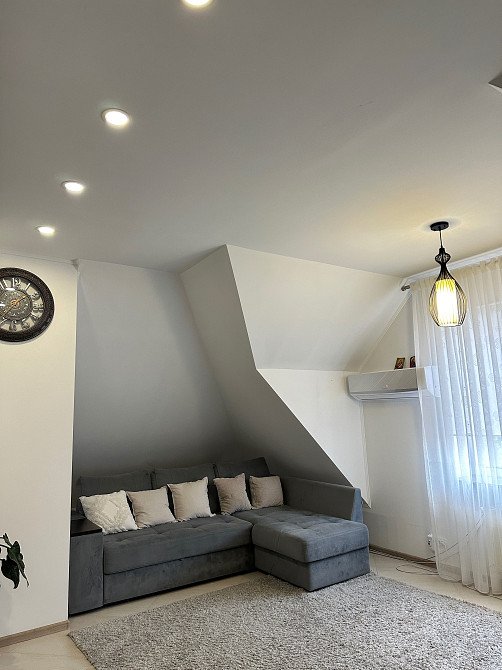 Квартира 70кв у комерційному приміщ. в центрі, + власний двір 30 кв.м. Костополь - изображение 2