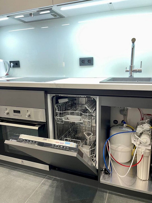 Продам 2 ком с ремонтом в ЖК ,,Женева,, Дніпро - зображення 4