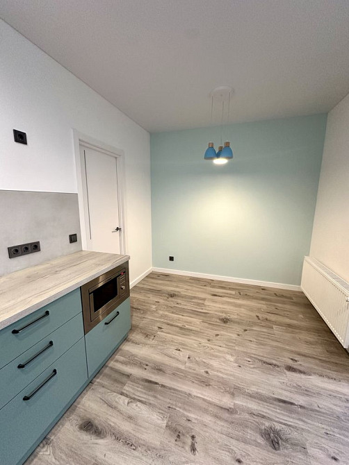 Продам 1 кімнатну квартиру з ремонтом в Новобудові Рівне - зображення 2