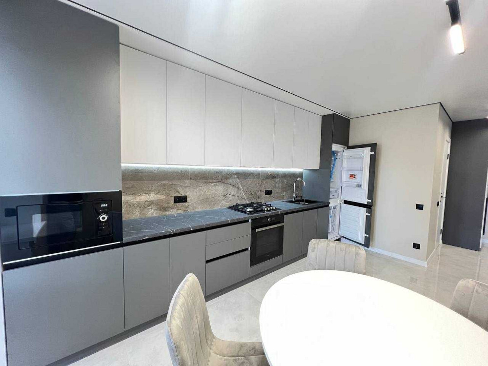 Стильна квартира в Центральній частині міста Тернопіль - зображення 2