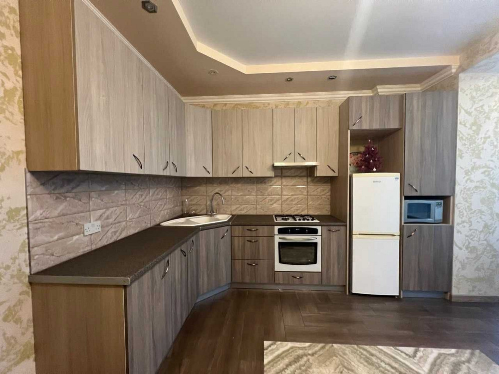 Облаштована 1-но кімнатна квартира 49 м.кв. ЖК "Almond apartments". Гатное - изображение 3