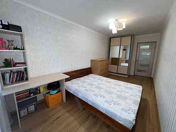 Продам 3 кімнатну квартиру. Novoiavorivsk