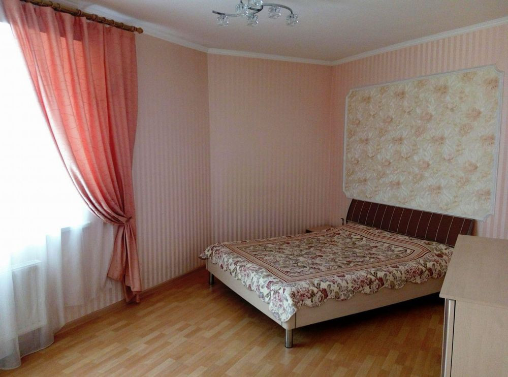 ХОЗЯИН. Большая двушка в центре. Можно с ЖИВОТНЫМИ Буча - изображение 2