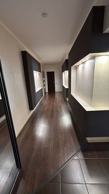 ХОЗЯИН. Большая двушка в центре. Можно с ЖИВОТНЫМИ Буча - изображение 1