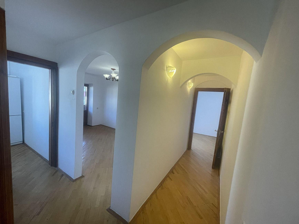 Продаж 2-кімнатної квартири в центрі Ивано-Франковск - изображение 2