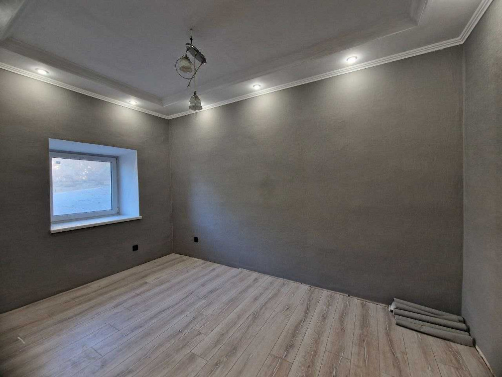 2-к квартира на землі, свій дворик, новий ремонт, центр Одесса - изображение 1