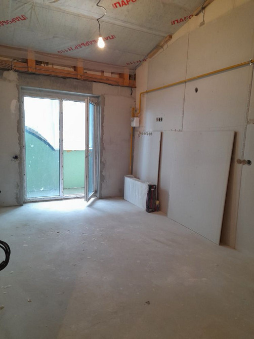 Квартира з початковим ремонтом, балкон, цент Бучі, газ, 2% податки Ірпінь - зображення 3