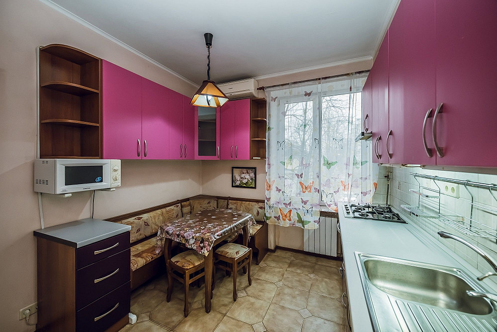 ПРОДАМ 2-х  ком .Сталінка Киев - изображение 1