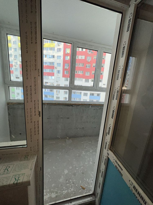 Терміново! Продаю 1км квартиру ЖК Атлант на Київській + комора Бровары - изображение 8