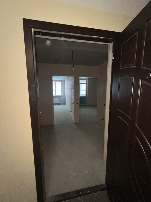 Терміново! Продаю 1км квартиру ЖК Атлант на Київській + комора Бровары - изображение 4