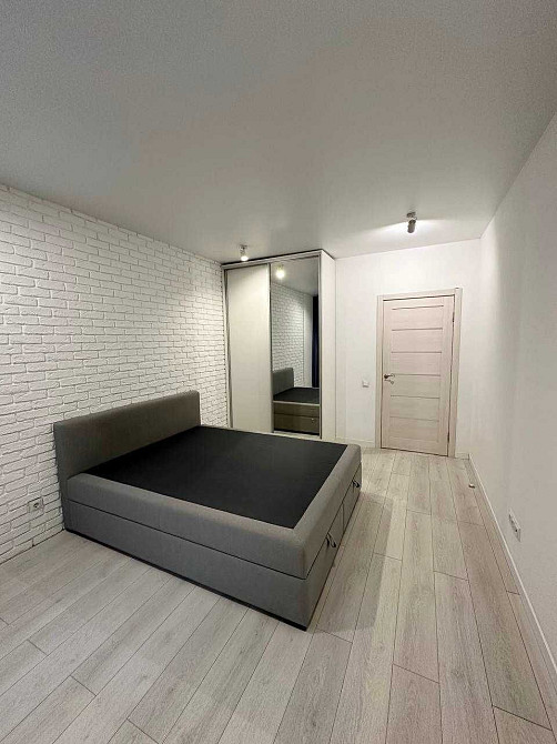 Оренда 2-кім квартири (дві спальні) в ЖК Комфорт Таун, Соборности 17 Київ - зображення 2