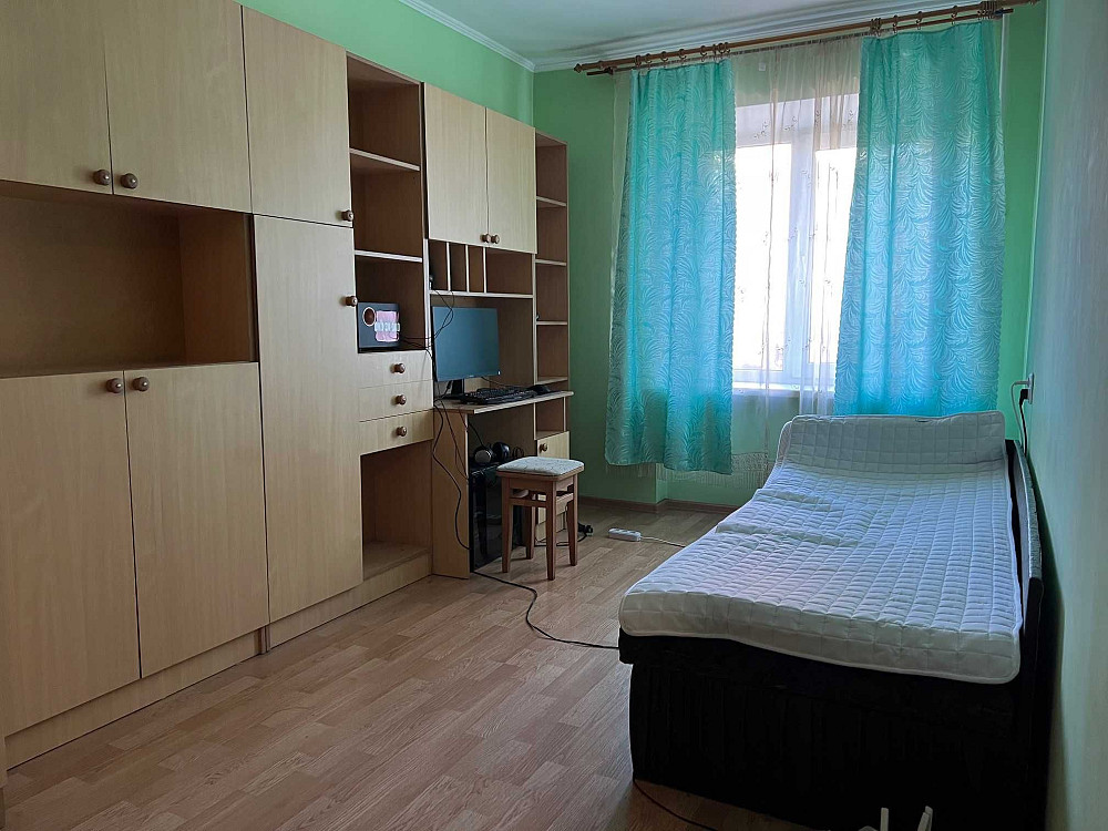 Оренда 3к. вул.Галицька 64 Ивано-Франковск - изображение 1