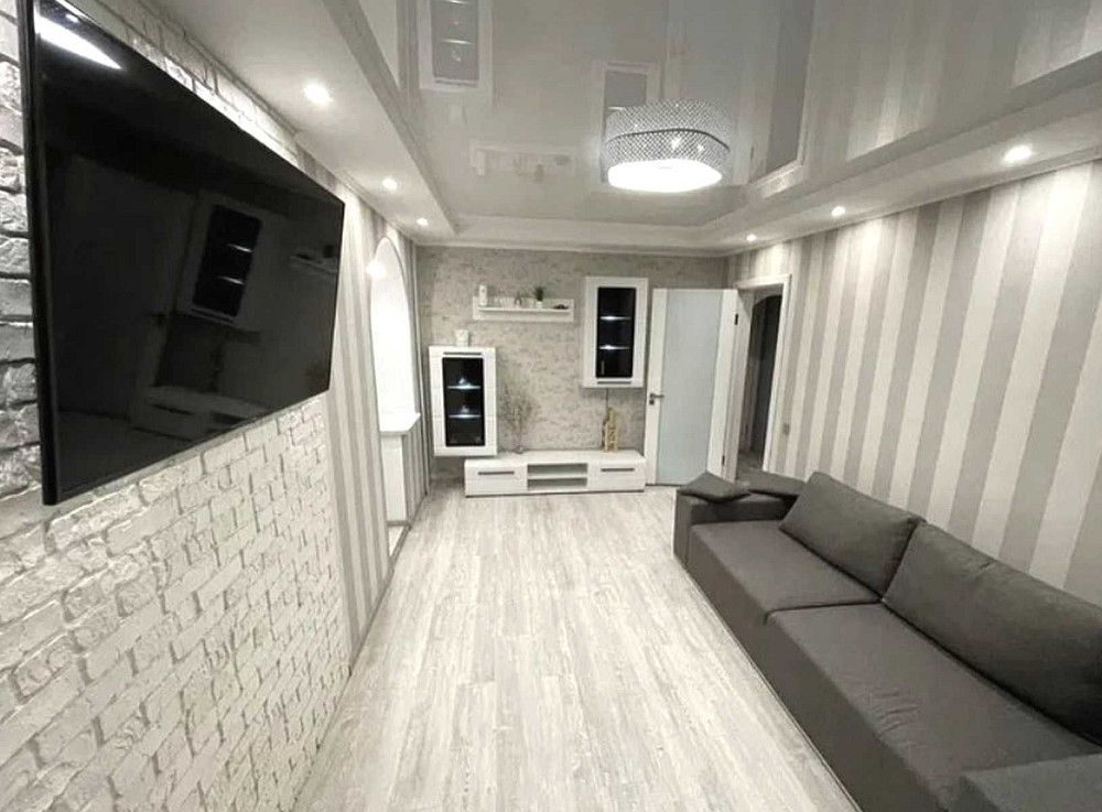 Сдам 2 комнатную квартиру на на Слобожанском Дніпро - зображення 1