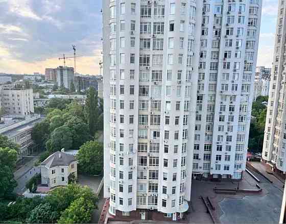 бульвар Французский №22/2, 3 комн, 133 метра. Odesa