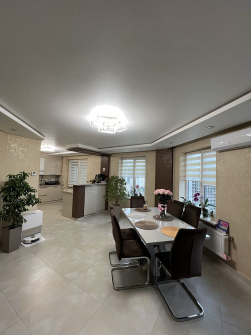 Новобудова 3-кім з ремонтом Чагор - изображение 1